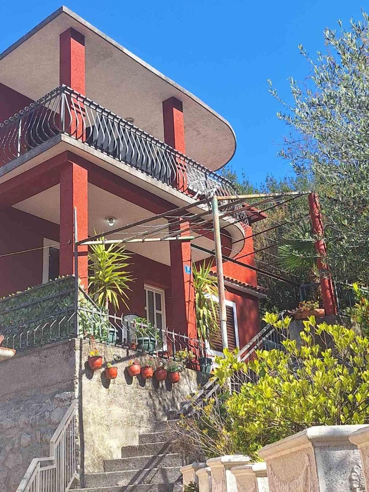 Appartement Red House *
